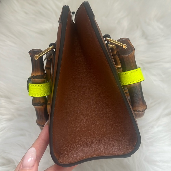 🆕💯% Auth GUCCI DIANA MINI TOTE BAG - Brown Leather 🍂 - Picture 7 of 14